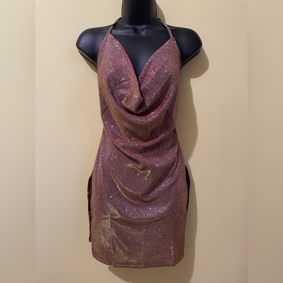 Pink metallic backless mini Dress🤩 - Picture 5 of 6